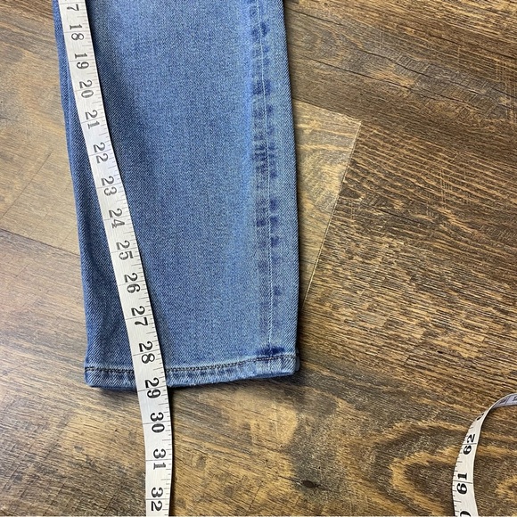 American Eagle Mom Jeans Womens 6 LONG High Rise Stretch Blue Denim Distressed - Picture 8 of 10